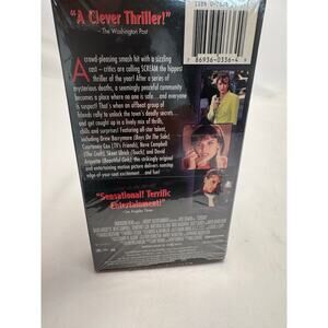 Scream Movie VHS Tape Courtney Cox Drew Barrymore Scary Thriller Horror